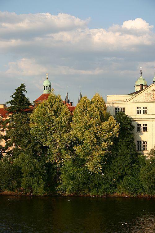 praha 215b.jpg